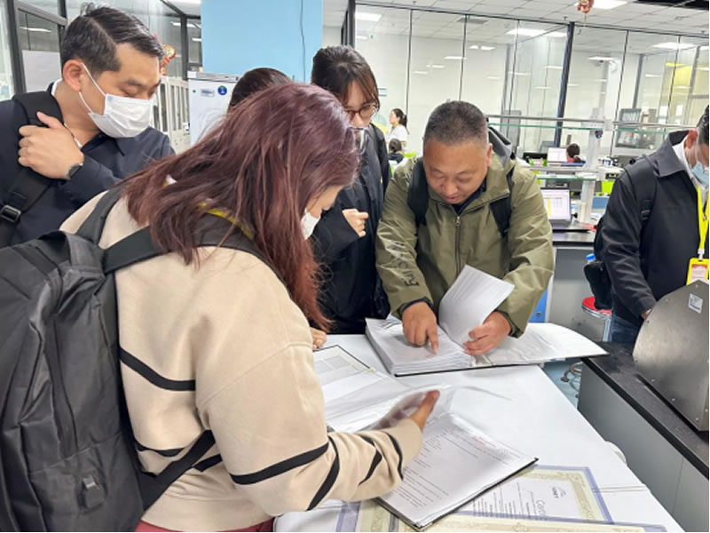 柬埔寨国家标准研究院到访纳百生物 共探质量体系建设​